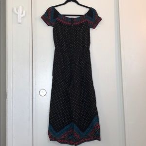 Cute flowy fitted jumpsuit with pockets